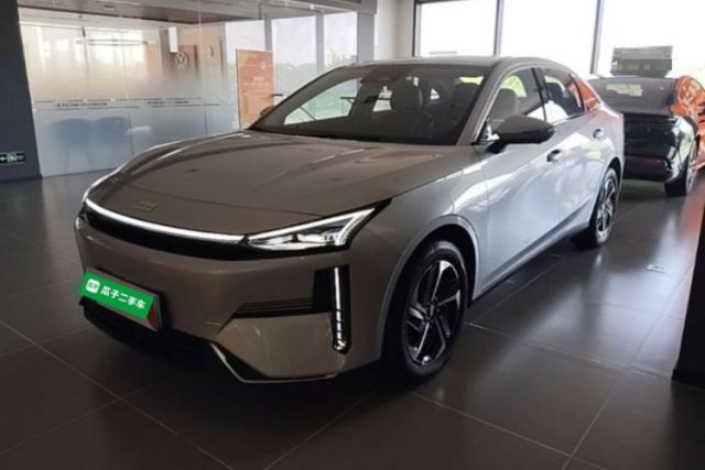 Used Geely Galaxy L6 2025 EM-i 140km Starship Edition