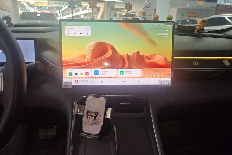Used Geely Galaxy L6 2025 EM-i 140km Explorer+ Edition Audio And AC Panel