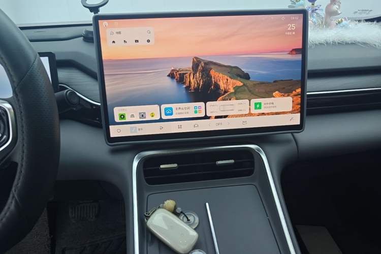 Used Geely Galaxy L6 2025 EM-i 140km Explorer+ Edition Audio And AC Panel