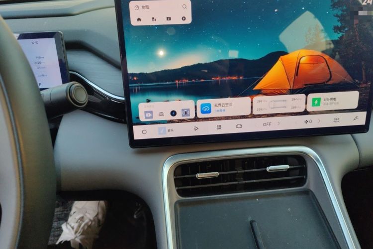 Used Geely Galaxy L6 2025 EM-i 140km Explorer+ Edition Audio And AC Panel