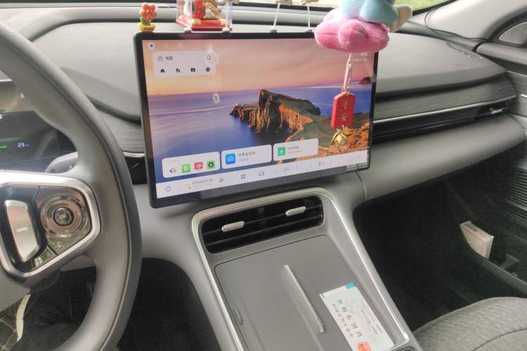 Used Geely Galaxy L6 2025 EM-i 60km Launch Edition Audio And AC Panel
