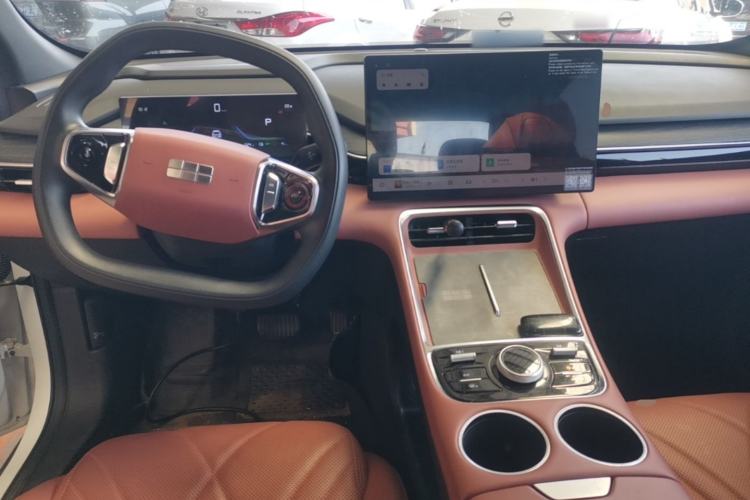 Used Geely Galaxy L6 2025 EM-i 60km Launch Edition Center Console