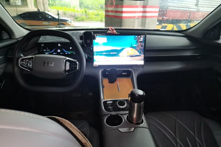 Used Geely Galaxy L6 2025 EM-i 60km Launch Edition Center Console
