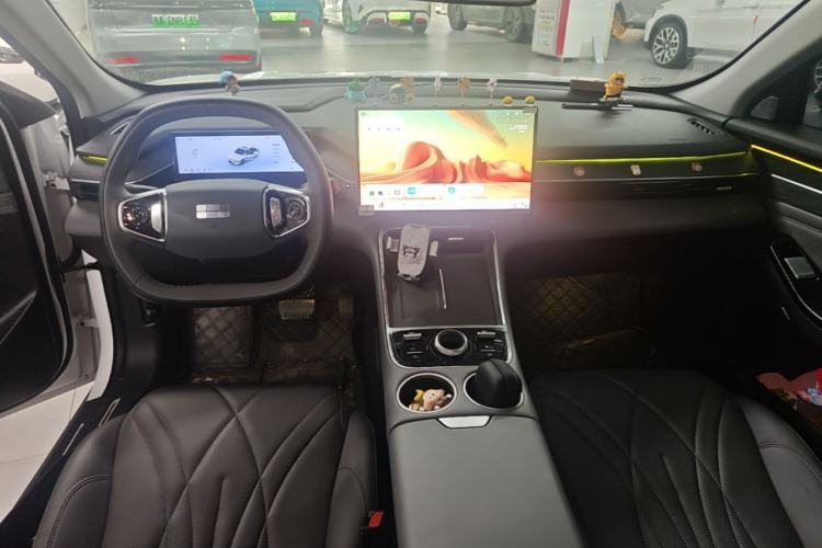 Used Geely Galaxy L6 2025 EM-i 140km Explorer+ Edition Center Console