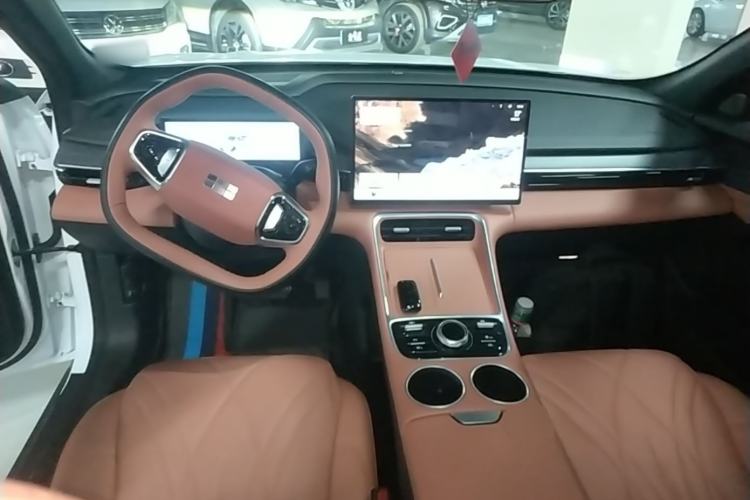 Used Geely Galaxy L6 2025 EM-i 140km Explorer+ Edition Center Console