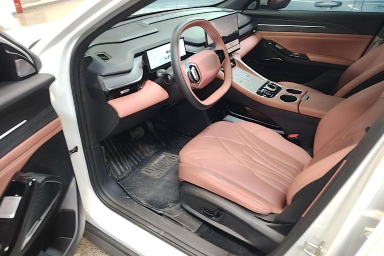 Used Geely Galaxy L6 2025 EM-i 140km Explorer+ Edition Driver Seat
