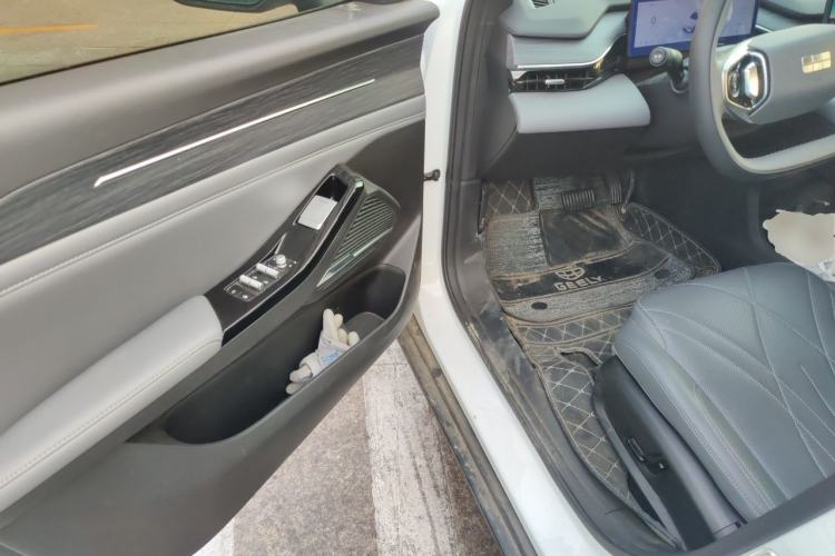 Used Geely Galaxy L6 2025 EM-i 140km Explorer+ Edition Driver Seat