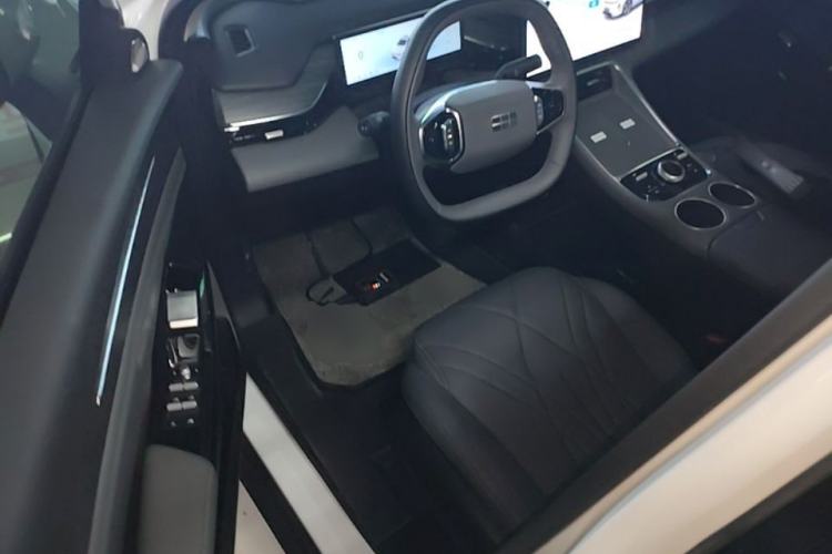 Used Geely Galaxy L6 2025 EM-i 140km Explorer+ Edition Driver Seat
