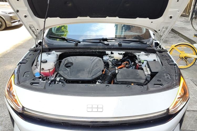 Used Geely Galaxy L6 2025 EM-i 140km Explorer+ Edition Engine Bay