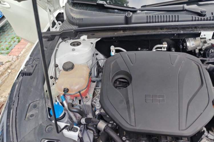 Used Geely Galaxy L6 2025 EM-i 140km Starship Edition Engine Bay Right