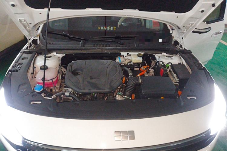 Used Geely Galaxy L6 2025 EM-i 60km Launch Edition Engine Bay