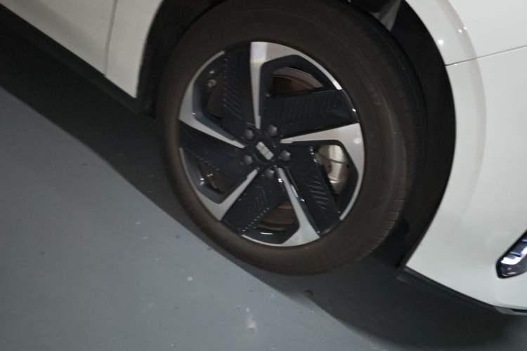 Used Geely Galaxy L6 2025 EM-i 140km Explorer+ Edition Exterior 1