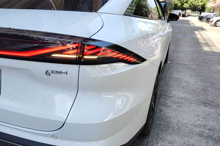Used Geely Galaxy L6 2025 EM-i 140km Explorer+ Edition Exterior 3