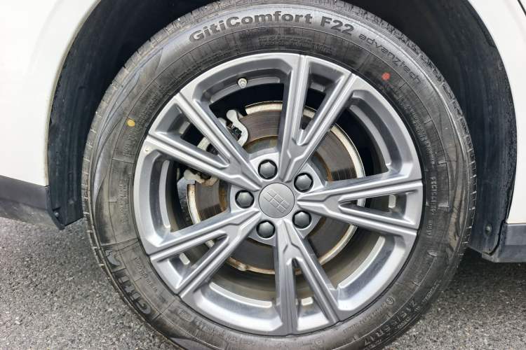 Used Geely Galaxy L6 2025 EM-i 140km Long-Range Version Exterior 7