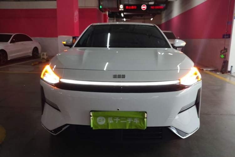 Used Geely Galaxy L6 2025 EM-i 140km Starship Edition Front