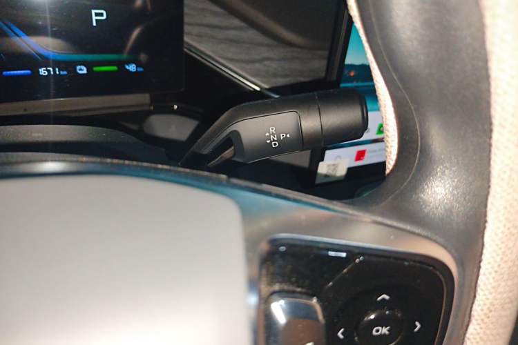 Used Geely Galaxy L6 2025 EM-i 60km Launch Edition Gear Lever