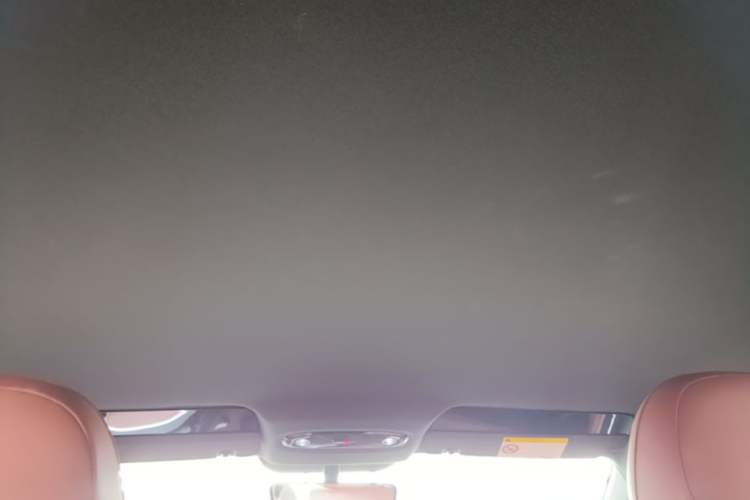 Used Geely Galaxy L6 2025 EM-i 140km Long-Range Version Headliner