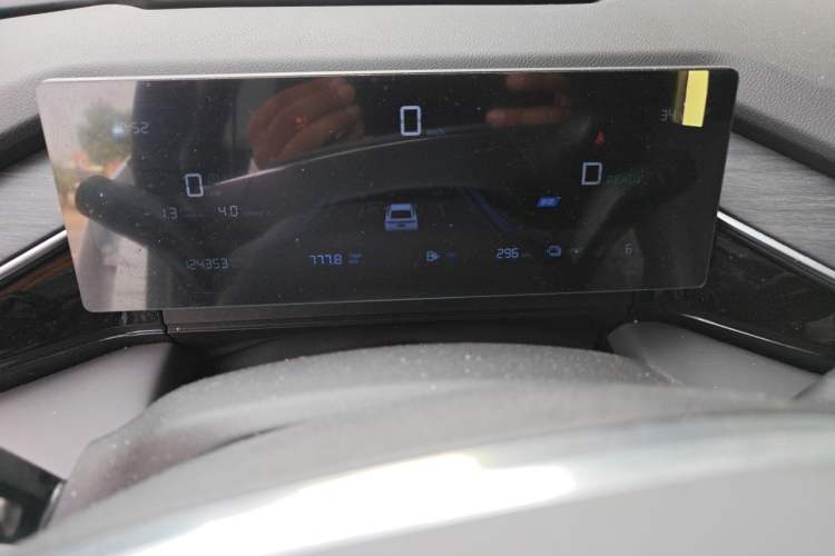 Used Geely Galaxy L6 2025 EM-i 60km Launch Edition Instrument Cluster