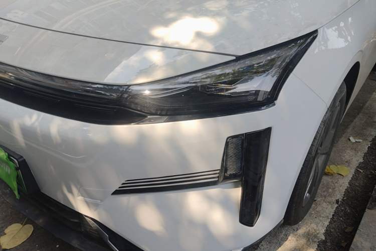 Used Geely Galaxy L6 2025 EM-i 140km Long-Range Version Left Front Headlight