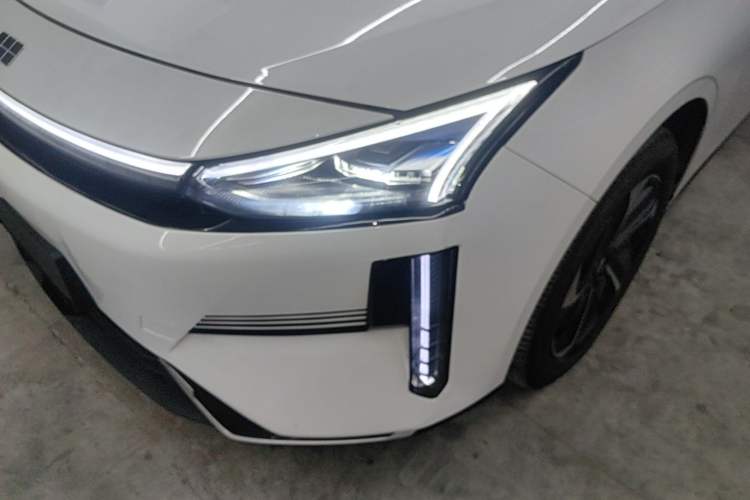 Used Geely Galaxy L6 2025 EM-i 140km Starship Edition Left Front Headlight