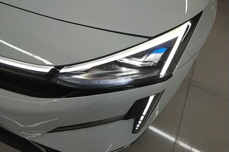 Used Geely Galaxy L6 2025 EM-i 140km Explorer+ Edition Left Front Headlight