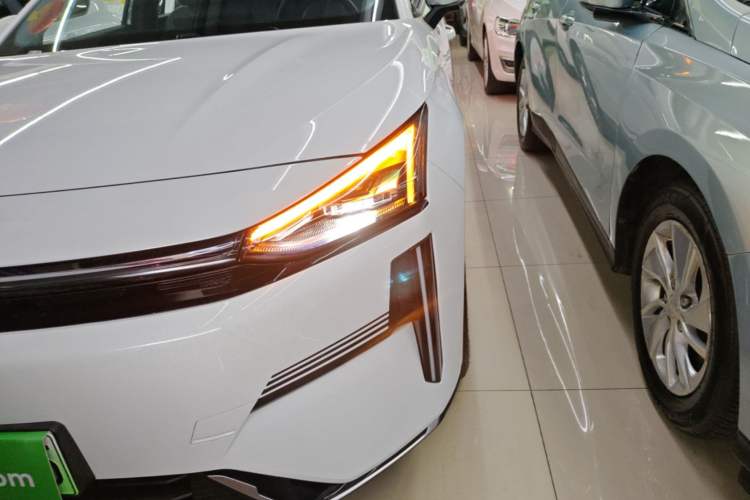 Used Geely Galaxy L6 2025 EM-i 60km Launch Edition Left Front Headlight