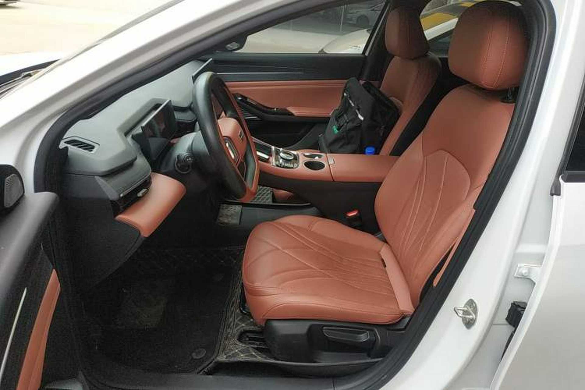 Used Geely Galaxy L6 2025 EM-i 60km Launch Edition Left Front Seat