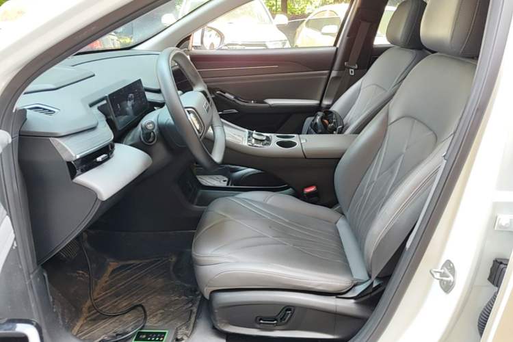 Used Geely Galaxy L6 2025 EM-i 140km Explorer+ Edition Left Front Seat
