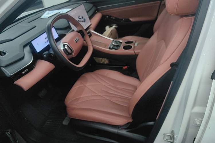 Used Geely Galaxy L6 2025 EM-i 140km Starship Edition Left Front Seat