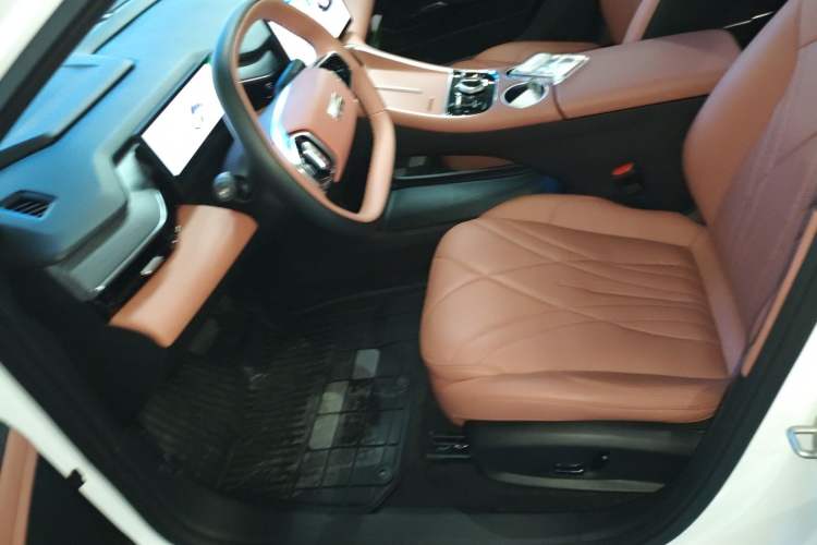 Used Geely Galaxy L6 2025 EM-i 140km Starship Edition Left Front Seat