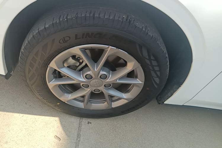 Used Geely Galaxy L6 2025 EM-i 60km Launch Edition Left Front Wheel Hub