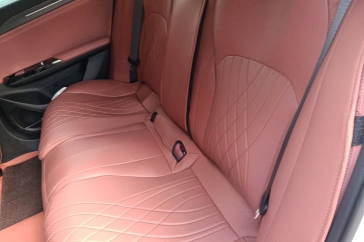Used Geely Galaxy L6 2025 EM-i 60km Launch Edition Left Rear Seat