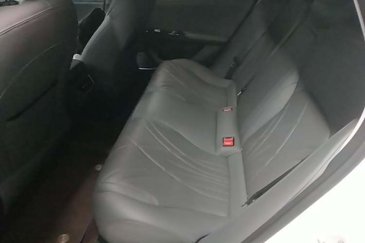 Used Geely Galaxy L6 2025 EM-i 140km Explorer+ Edition Left Rear Seat