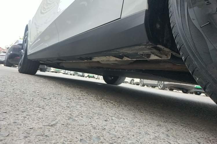 Used Geely Galaxy L6 2025 EM-i 140km Explorer+ Edition Left Side Sill