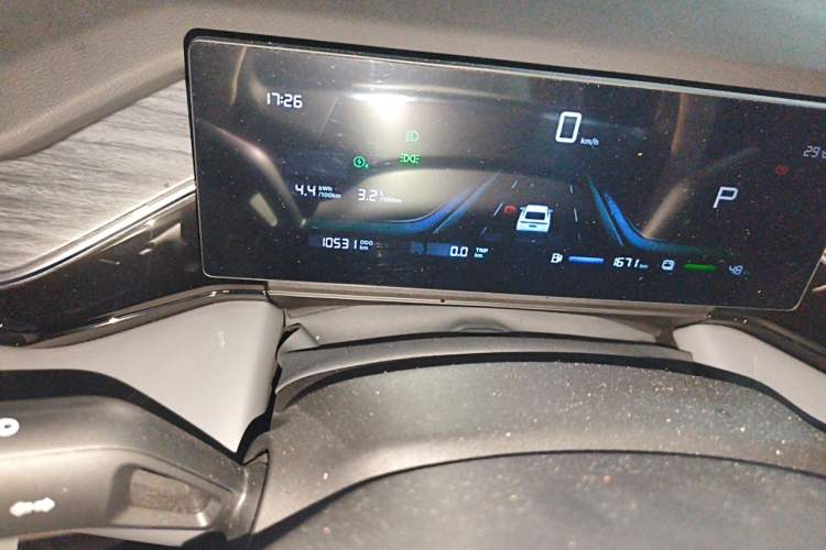 Used Geely Galaxy L6 2025 EM-i 60km Launch Edition Odometer Close Up