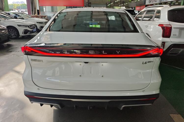 Used Geely Galaxy L6 2025 EM-i 140km Starship Edition Rear
