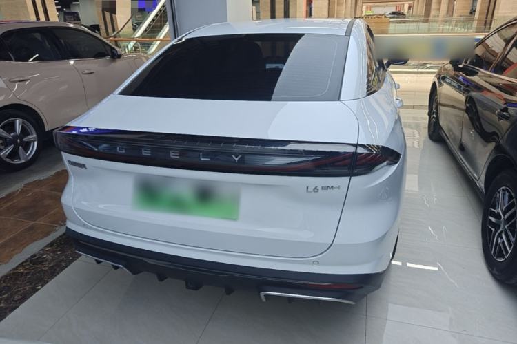 Used Geely Galaxy L6 2025 EM-i 140km Starship Edition Rear
