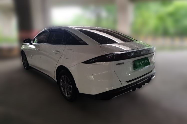 Used Geely Galaxy L6 2025 EM-i 60km Launch Edition Rear Left 45 Deg
