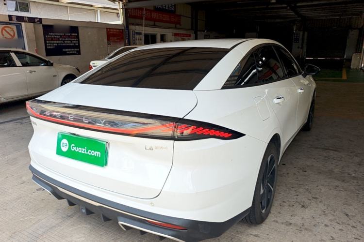 Used Geely Galaxy L6 2025 EM-i 140km Explorer+ Edition Rear Right 45 Deg
