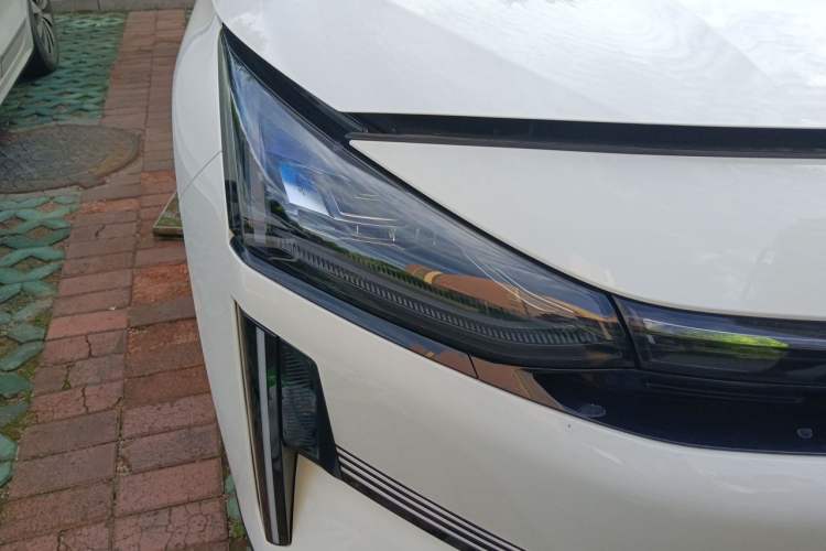Used Geely Galaxy L6 2025 EM-i 60km Launch Edition Right Front Headlight