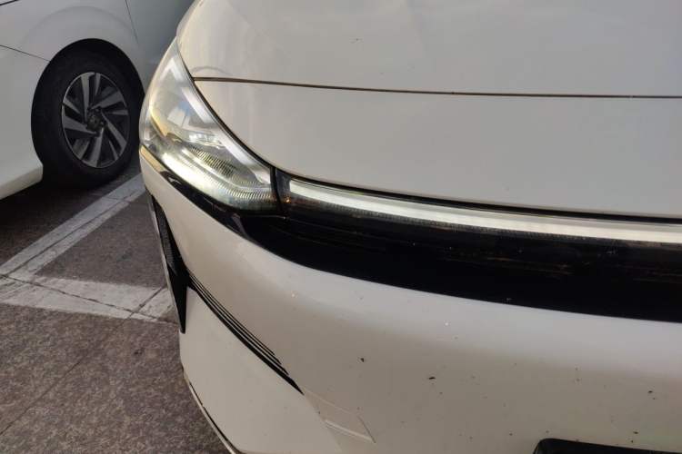 Used Geely Galaxy L6 2025 EM-i 140km Explorer+ Edition Right Front Headlight