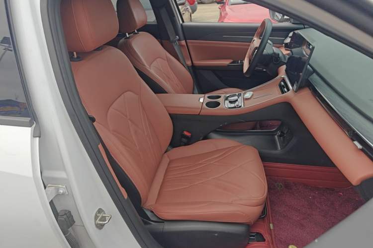 Used Geely Galaxy L6 2025 EM-i 140km Explorer+ Edition Right Front Seat