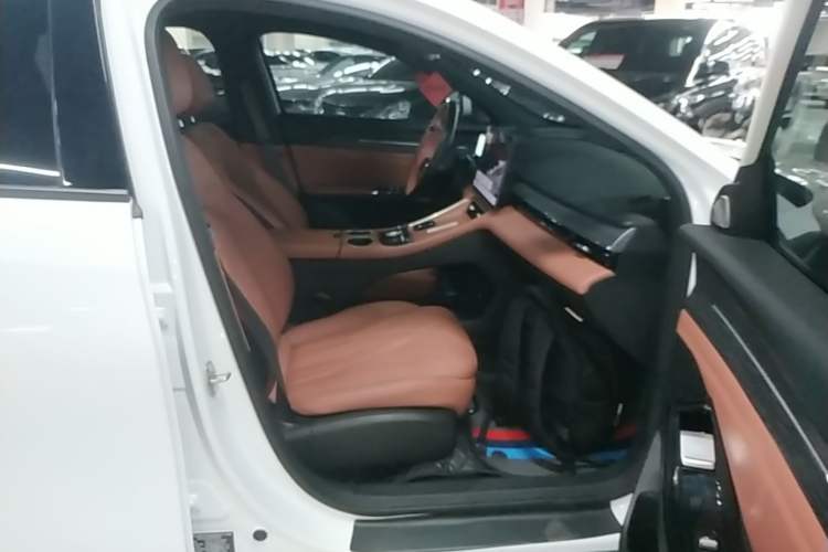 Used Geely Galaxy L6 2025 EM-i 140km Explorer+ Edition Right Front Seat