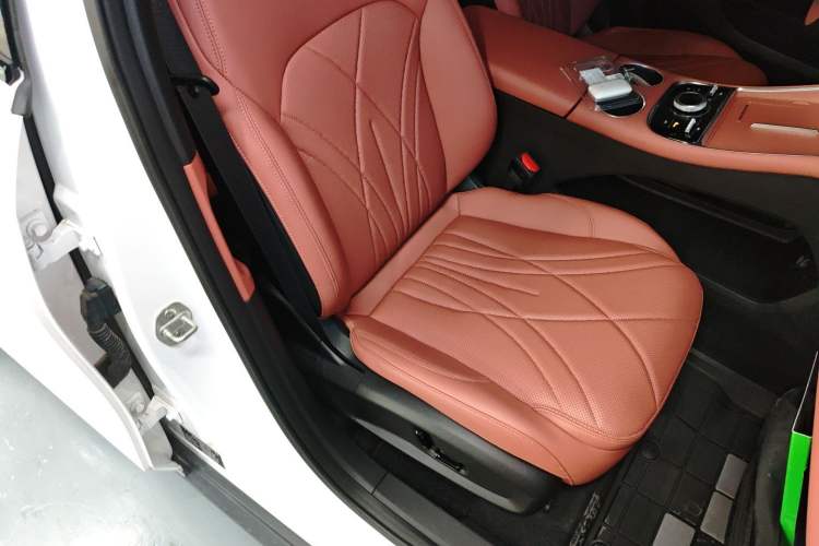 Used Geely Galaxy L6 2025 EM-i 140km Starship Edition Right Front Seat