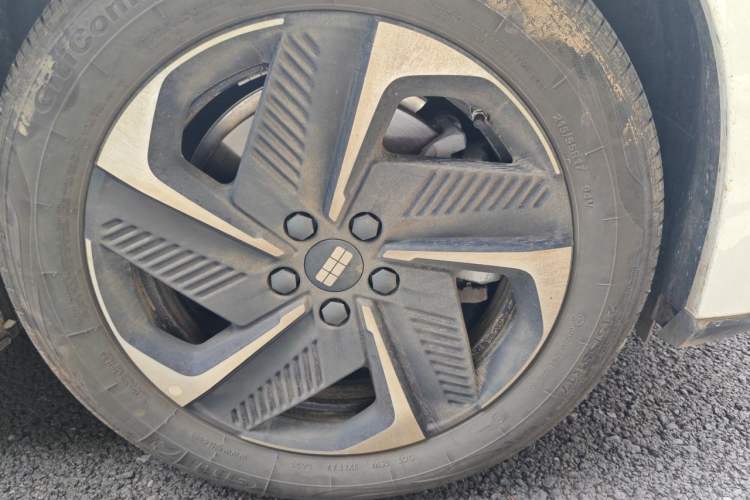 Used Geely Galaxy L6 2025 EM-i 140km Starship Edition Right Front Wheel Hub