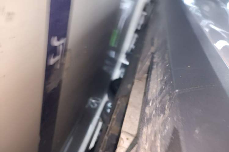 Used Geely Galaxy L6 2025 EM-i 140km Explorer+ Edition Right Side Sill