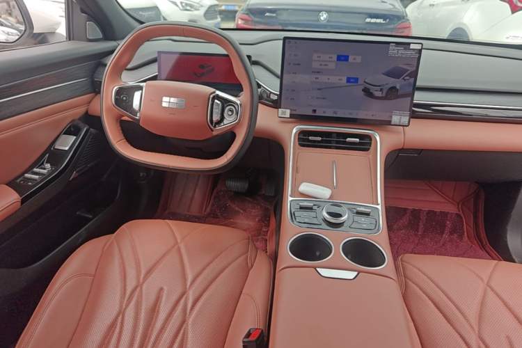 Used Geely Galaxy L6 2025 EM-i 140km Explorer+ Edition Steering Wheel