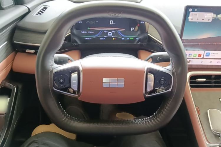 Used Geely Galaxy L6 2025 EM-i 140km Long-Range Version Steering Wheel
