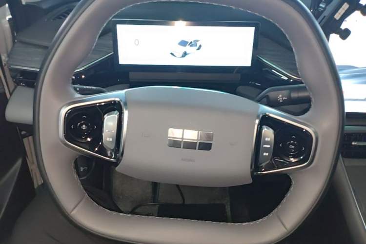 Used Geely Galaxy L6 2025 EM-i 140km Explorer+ Edition Steering Wheel