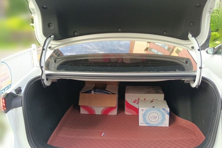 Used Geely Galaxy L6 2025 EM-i 60km Launch Edition Trunk